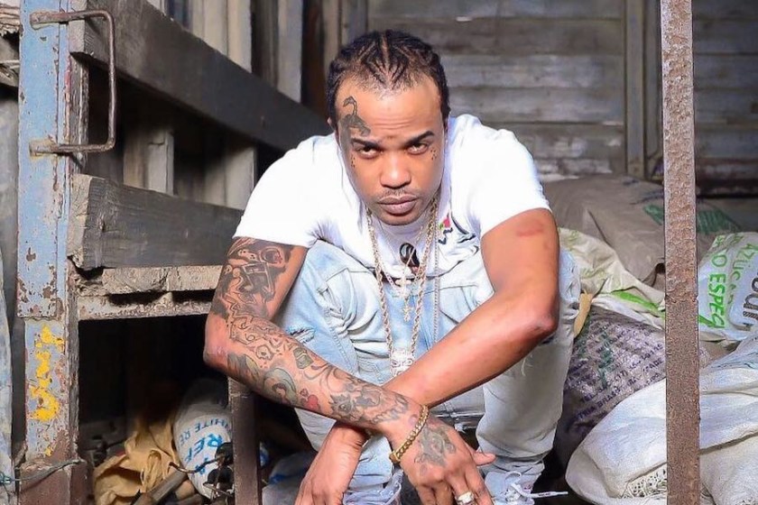 88D1885B-3F80-486F-BB4D-56EBEA6A2C9F